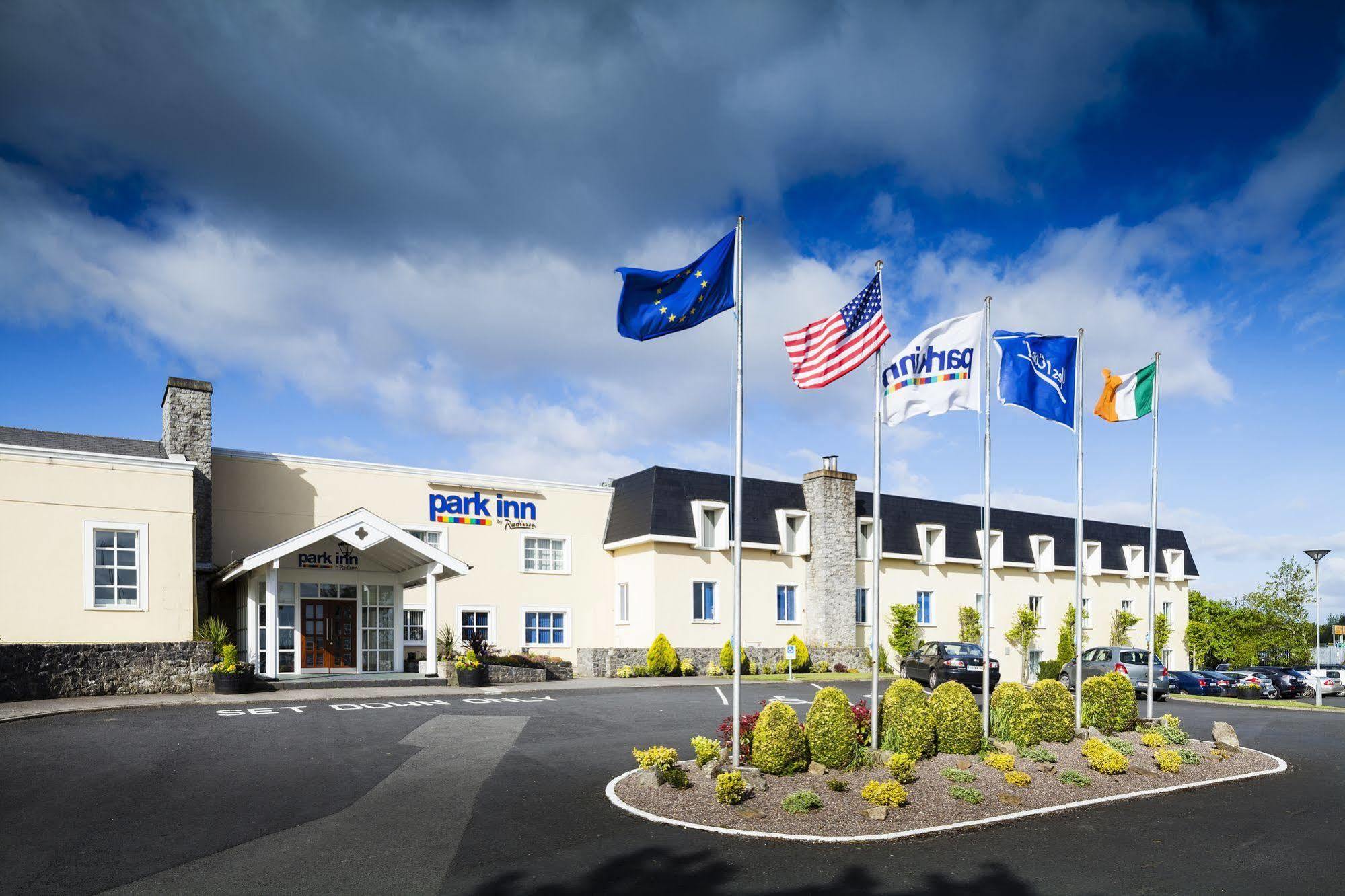 Park Inn By Radisson Shannon Airport Exterior foto