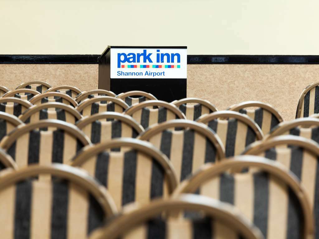 Park Inn By Radisson Shannon Airport Instalações foto